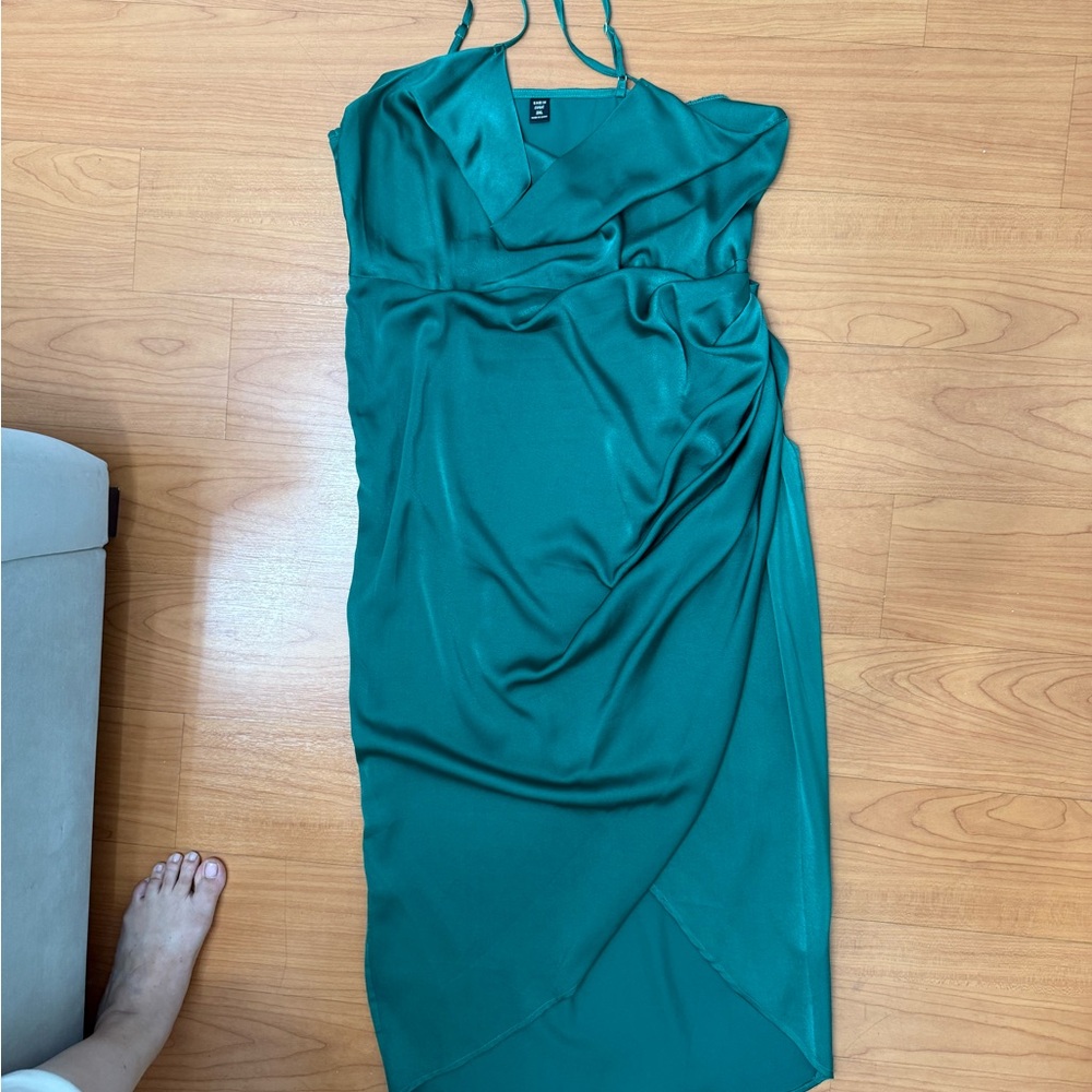 Green midi wrap dress